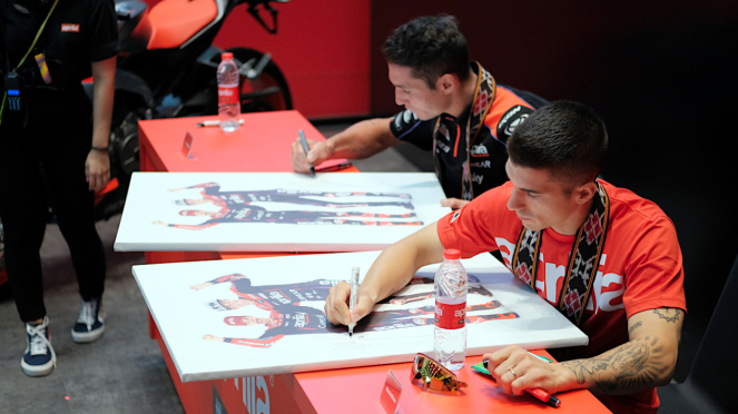 VIVA Otomotif: Meet and Greet Aleix Espargaro dan Maverick Vinales