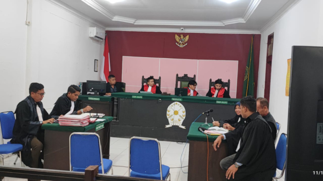 Sidang kasus pencabulan terdakwa 2 guru pesantren di PN Sibuhuan, Palas, Sumut