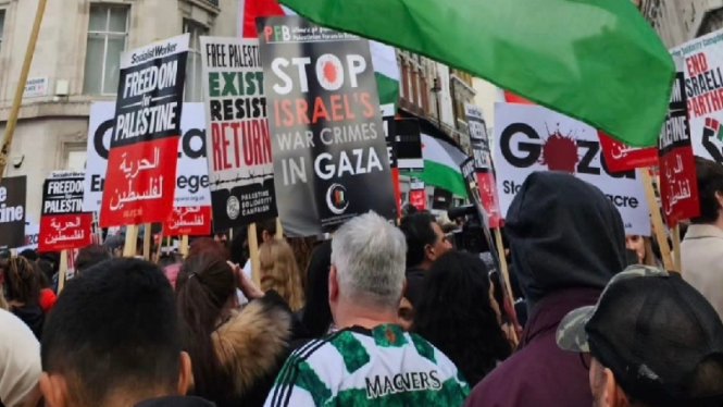 Lautan Manusia Pro-Palestina di London