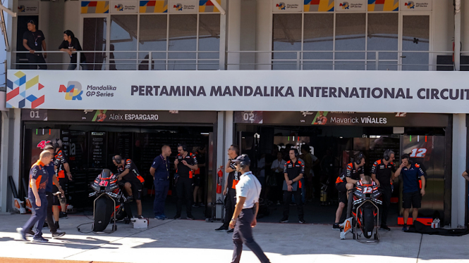 VIVA Otomotif: Paddock tim Aprilia Racing di MotoGP Mandalika