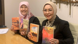 Asma Nadia Merasa Dirugikan dengan Judul Film Air Mata di Ujung Sajadah