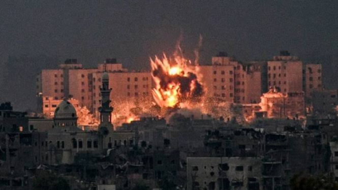 VIVA Militer: Serangan udara militer Israel di Jalur Gaza, Palestina