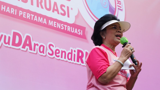 Acara gerakan periksa payudara sendiri (SADARI)