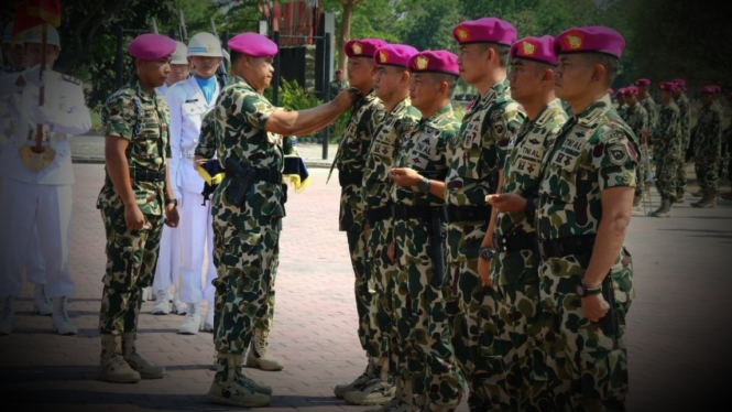 VIVA Militer: Serah terima jabatan Pasmar 2 