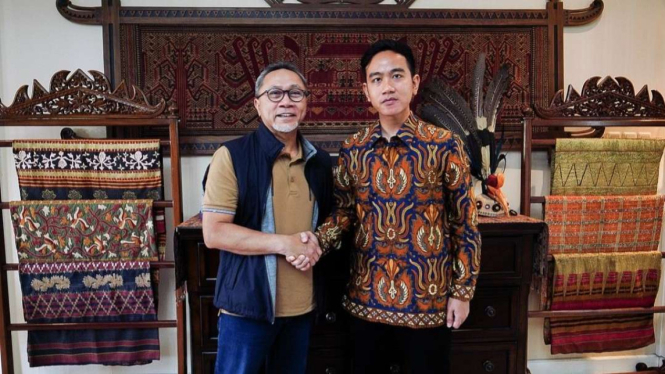 Zulkifli Hasan dan Gibran Rakabuming Raka