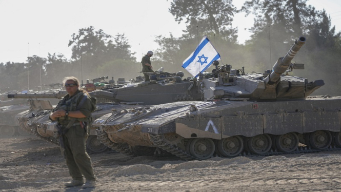 Tentara militer Israel bersiaga di perbatasan Gaza