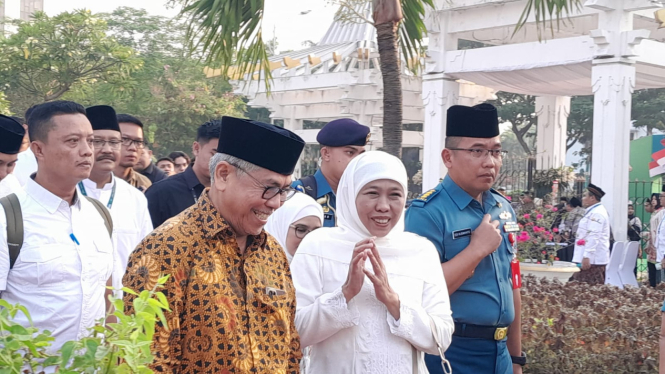 Gubernur Jawa Timur Khofifah Indar Parawansa di acara Apel Hari Santri 2023