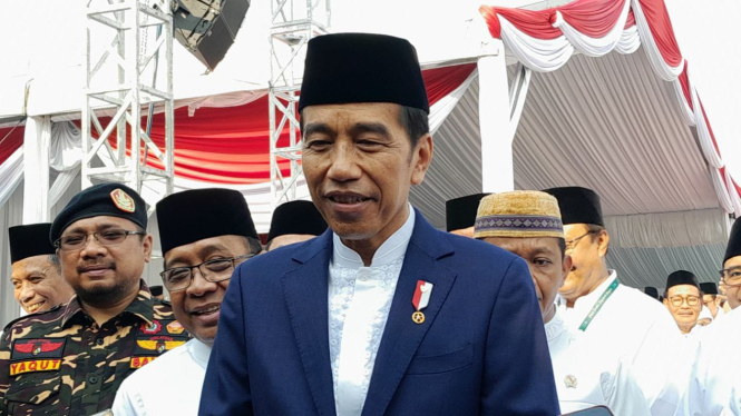 Presiden Jokowi usai acara peringatan Hari Santri 2023 di Surabaya