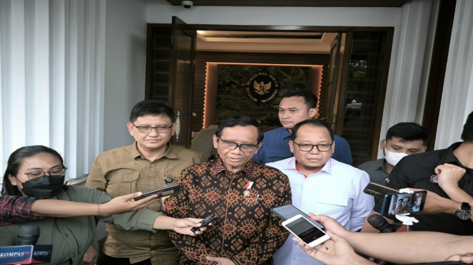 Menkopolhukam sekaligus bakal cawapres Mahfud MD