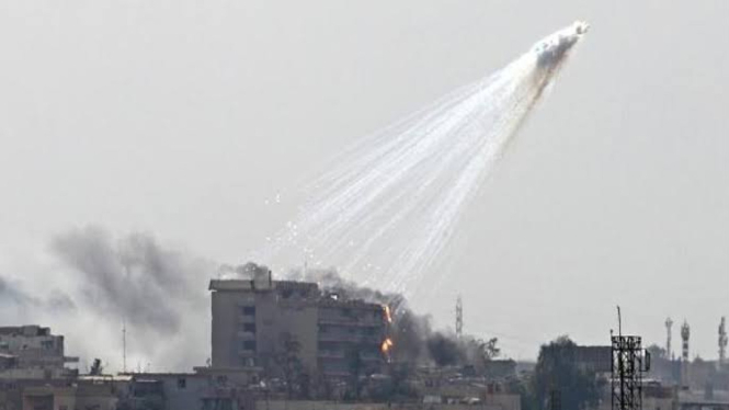 VIVA Militer: Serangan bom fosfor putih militer Amerika Serikat di Irak