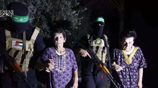 Warga Israel dibebaskan usai disandera oleh Hamas