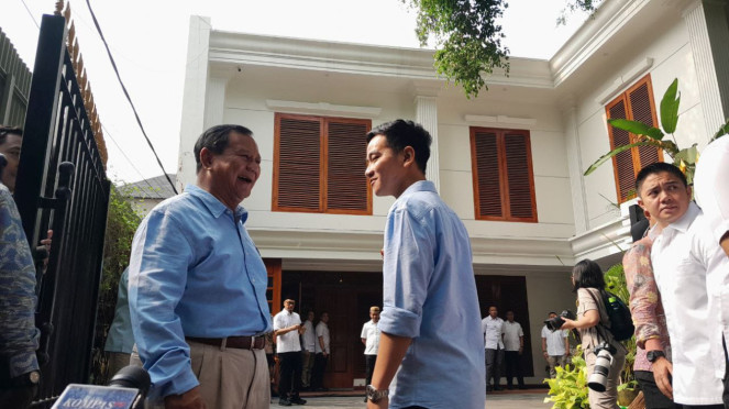 Pasangan bakal capres-cawapres Prabowo Subianto dan Gibran Rakabuming Raka