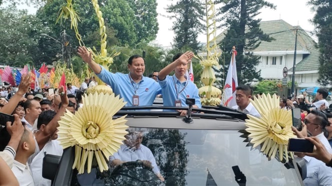 Pasangan bakal capres-cawapres Prabowo Subianto dan Gibran Rakabuming Raka