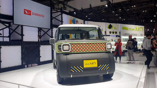VIVA Otomotif: Booth Daihatsu di Japan Mobility Show 2023