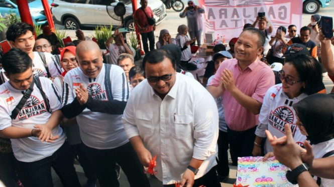 Wakil Ketua TPN Ganjar-Mahfud, Andi Gani resmikan kantor Ganjarian Kita