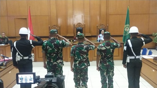 VIVA Militer: Tiga oknum prajurit TNI AD penculik Imam Masykur di sidang 