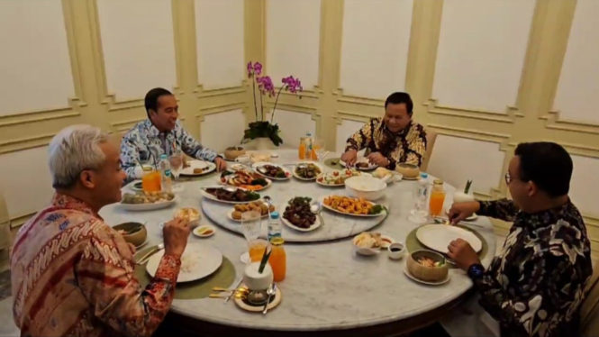 Presiden Jokowi makan siang bersama 3 bakal capres