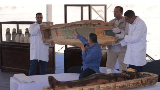 Pemakaman Mesir Kuno Ini Berisi Mumi Langka dan Kitab Orang Mati