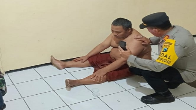 Khoiri alias Satir, father-in-law in Pasuruan heartlessly slit the throat of his pregnant daughter-in-law