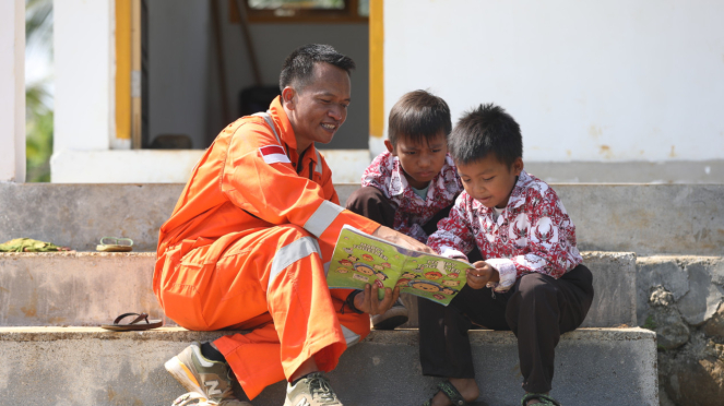 JOB Tomori Beri Air Bersih-Hasil Tanam, Fasilitasi Suku Adat Loinang
