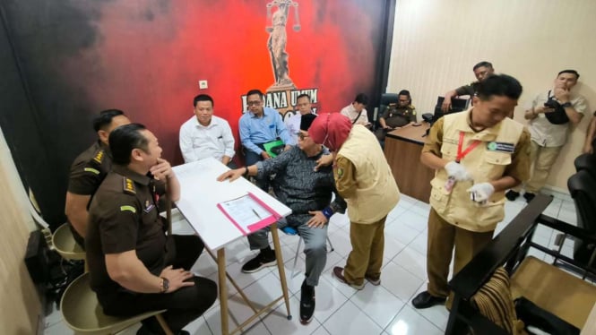 Panji Gumilang diserahkan ke Lapas Indramayu dengan status tahanan kejaksaan