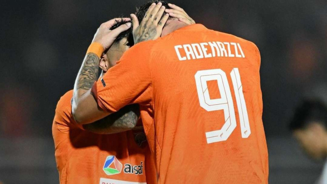 Pemain Borneo FC Samarinda, Felipe Cadenazzi rayakan gol