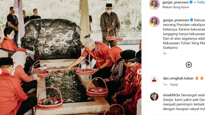  Bakal calon presiden Ganjar Pranowo ziarah ke makam Presiden RI pertama, Soekarno.