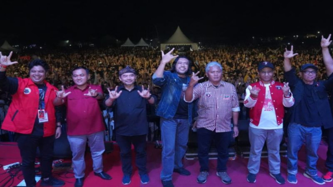Relawan Saga di Kabupaten Cirebon, Jabar.
