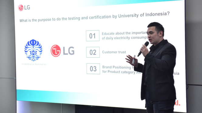 Head of Product Marketing Air Solution LG Electronics Indonesia Abhinyano.