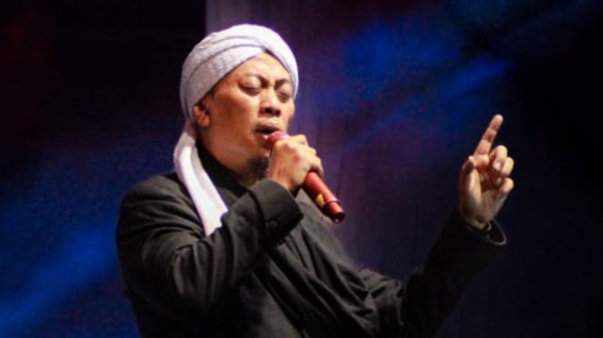 Konser Amal Pesantren Husnul Khotitimah Dan Opick Tomboati untuk Palestina.