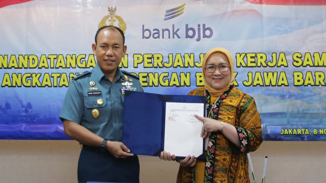 Penandatanganan Perjanjian Kerja Sama bank bjb dengan TNI AL