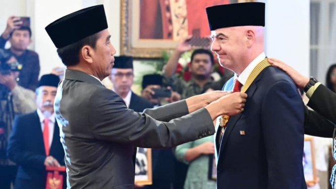 Presiden Jokowi dan Gianni Infantino