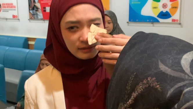 Inara Rusli resmi cerai