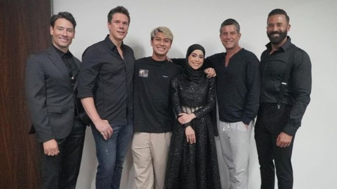 Pose Lesti Kejora, Rizky Billar dan Il Divo