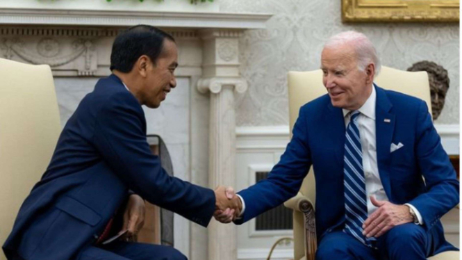 Presiden AS Joe Biden dan Presiden Indonesia Joko Widodo