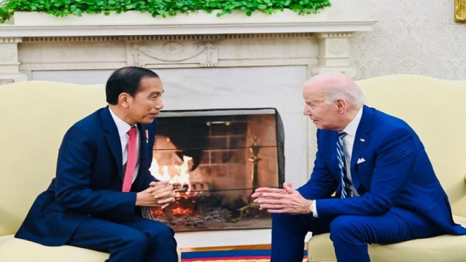 Presiden RI Joko Widodo (Jokowi) bertemu Presiden AS Joe Biden di Gedung Putih