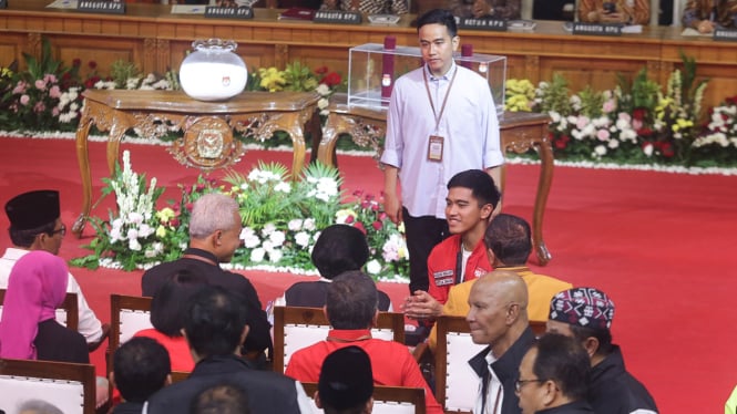 Momen Gibran Antar Kaesang Sungkem ke Megawati Soekarnoputri
