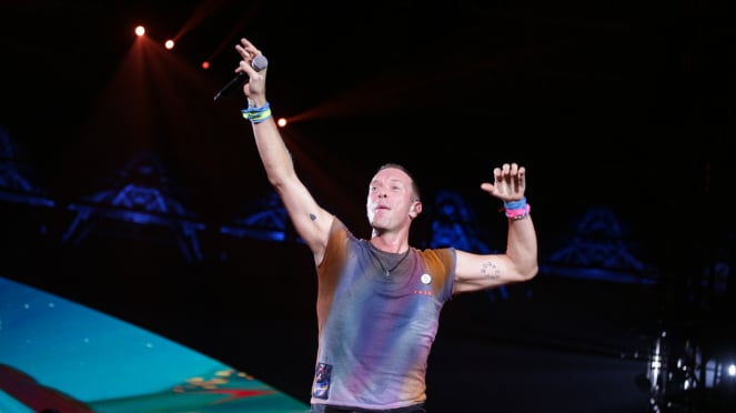 Concerto do Coldplay em Jacarta, Chris Martin