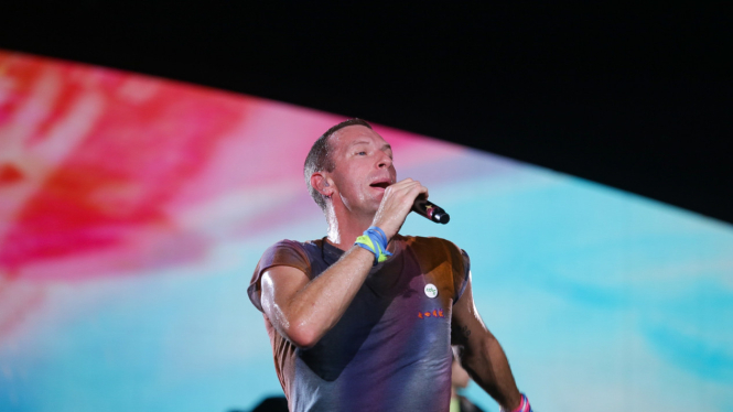 Coldplay Konser di Jakarta, Chris Martin