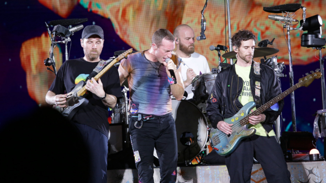 Coldplay Tampil Memukau di Konser Jakarta, Chris Martin Sapa Penonton