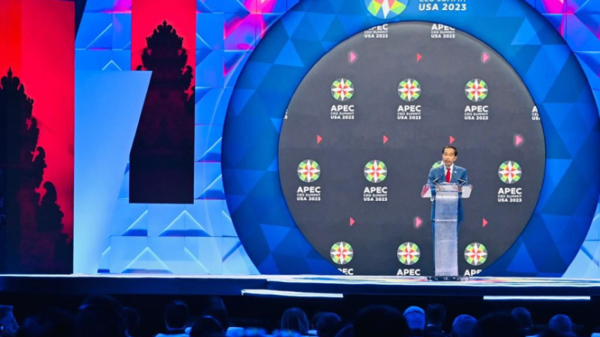 Presiden Jokowi di forum Asia-Pacifif Ecnomic Coooperation (APEC) CEO Summit.