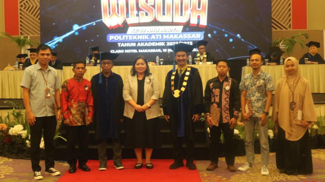 Wisuda ke-39 Ahli Madya yang digelar di Makassar