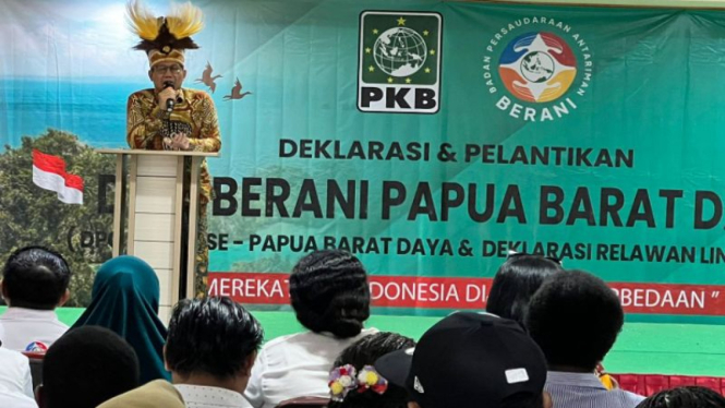 Petinggi PKB lantik pengurus BERANI Papua Barat.