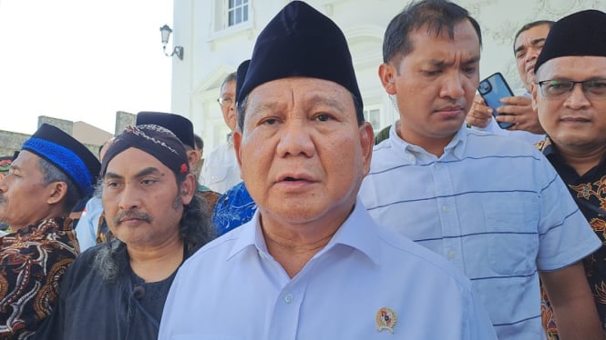 Menhan Prabowo Subianto usai takziah ke rumah 4 perwira TNI AU korban pesawat