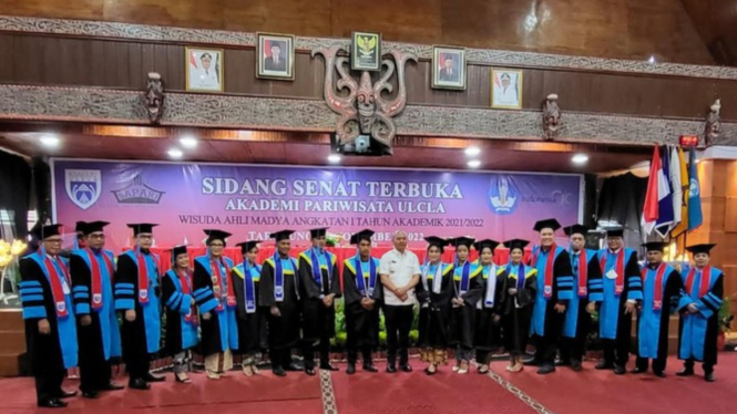 Universitas Pariwisata Ulam Clara melaksanakan sidang senat terbuka
