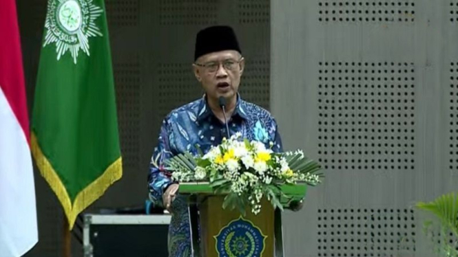 Ketua Umum PP Muhammadiyah Haedar Nashir dalam Dialog Capres di UMS
