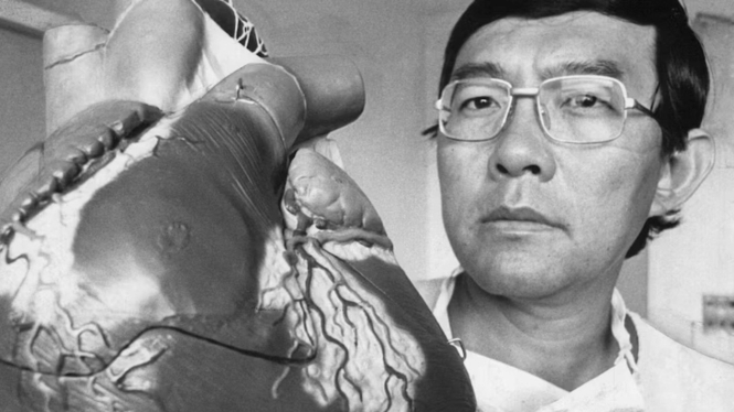 dr Victor Chang, pelopor bedah transplantasi jantung