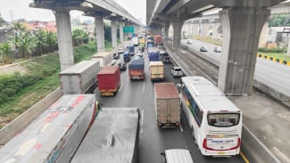 Banjir di Arteri Bekasi Barat, Exit Tol Bekasi Barat Dialihkan ke Bekasi Timur