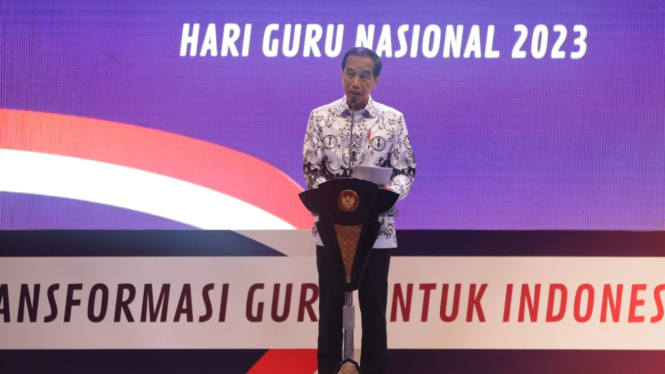 Presiden Jokowi menghadiri acara HUT PGRI dan Hari Guru Nasional 2023