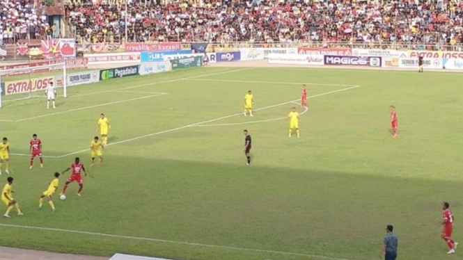 Laga Liga 2, Semen Padang FC vs Sriwijaya FC